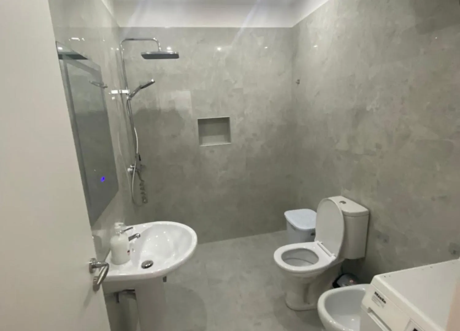 Alex Apartment Lungo Mare Vlore
