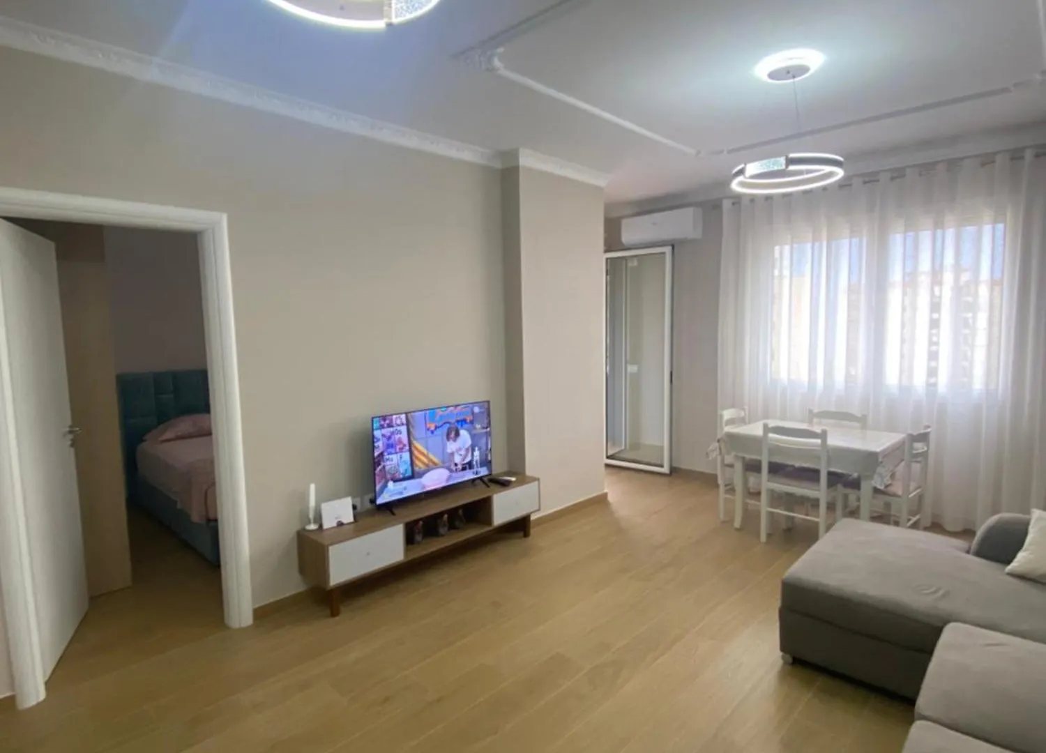 Alex Apartment Lungo Mare Vlore 0*,